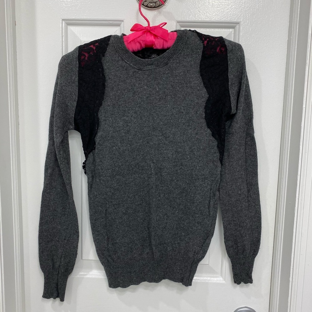 Zara knit sweater in grey!
